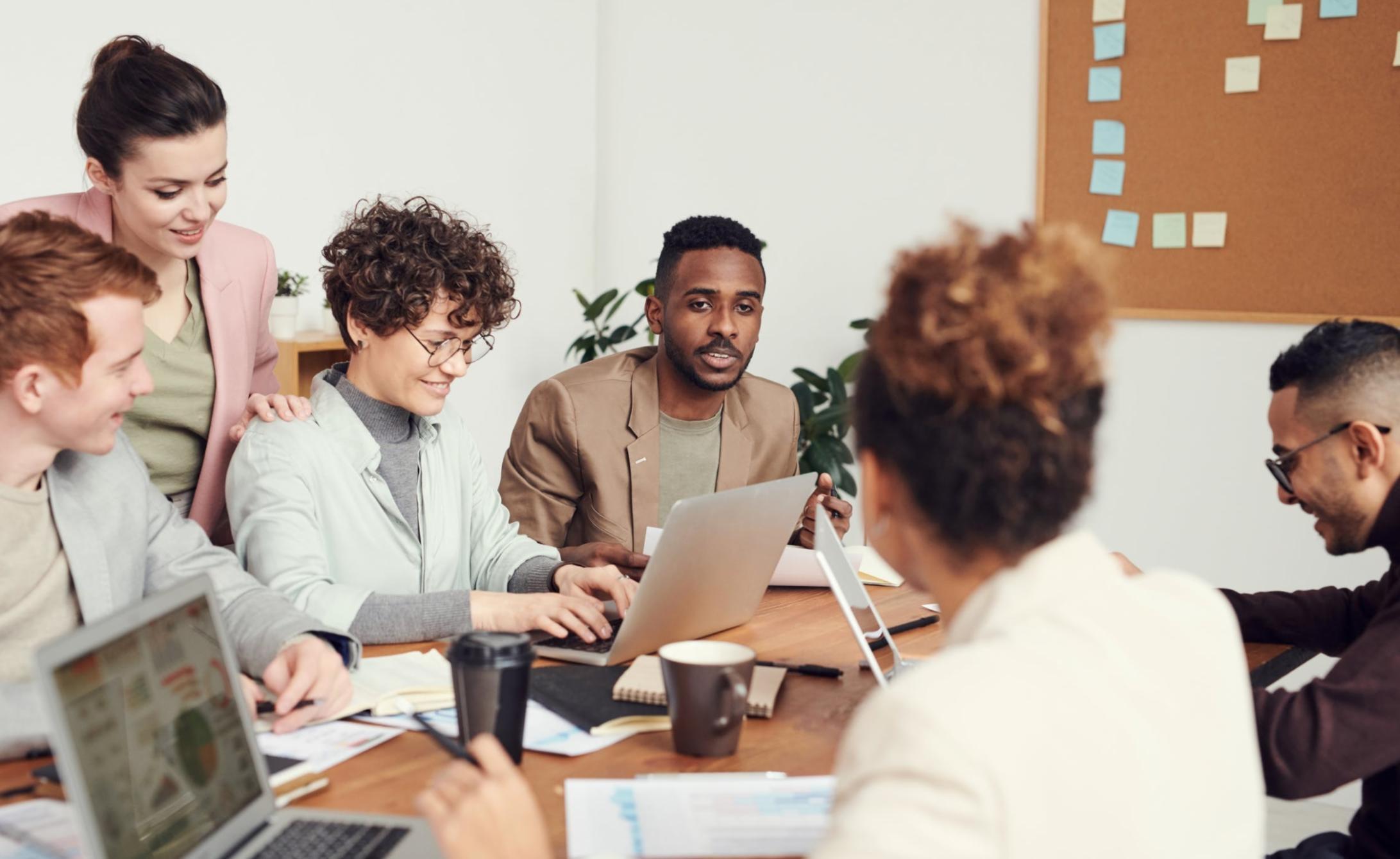 Praxisnahe Übungsszenarien für besseres Verstehen